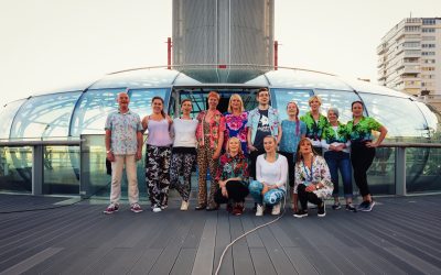 Vicky & Rosie plunge off the Brighton i360!
